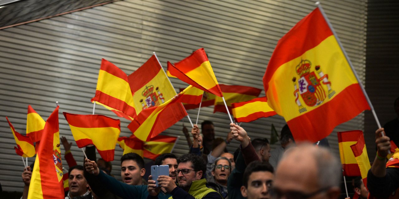 É a terceira vez em menos de quatro anos que os espanhóis vão às urnas para eleições gerais