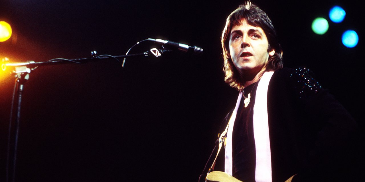 A carreira de Paul McCartney foi tão bem gerida desde o início da década de 70 que o músico ganhou mais dinheiro durante os anos com os Wings do que com os Beatles