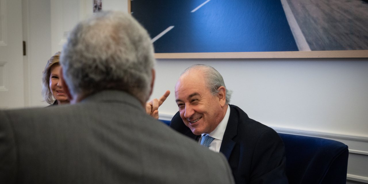 Rui Rio, que também é líder parlamentar, esteve envolvido nas negociações e falou diretamente com António Costa