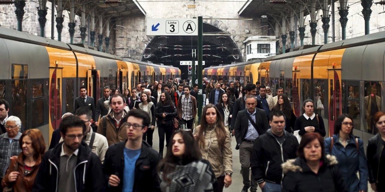 Os comboios da Área Metropolitana de Lisboa ainda não recuperaram a utilização do período pré-pandemia