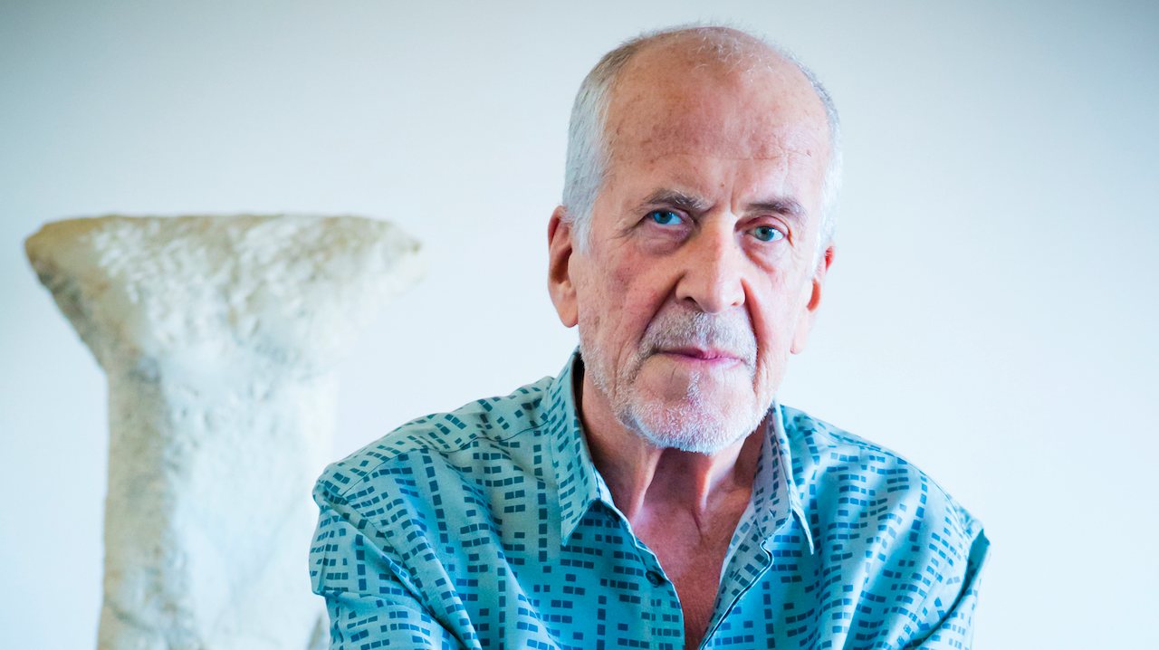 Com o objetivo de homenagear Jorge Salavisa, diretor artístico do Ballet Gulbenkian entre 1977 e 1996, o prémio vai envolver seis instituições culturais europeias que irão apresentar cada uma três candidaturas de artistas, até um máximo de 21 candidatos