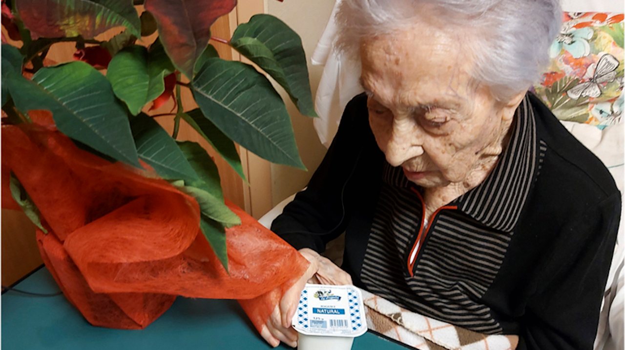 Não fazer dieta e fugir de pessoas tóxicas os conselhos de María Branyas, a mulher mais velha do mundo foto