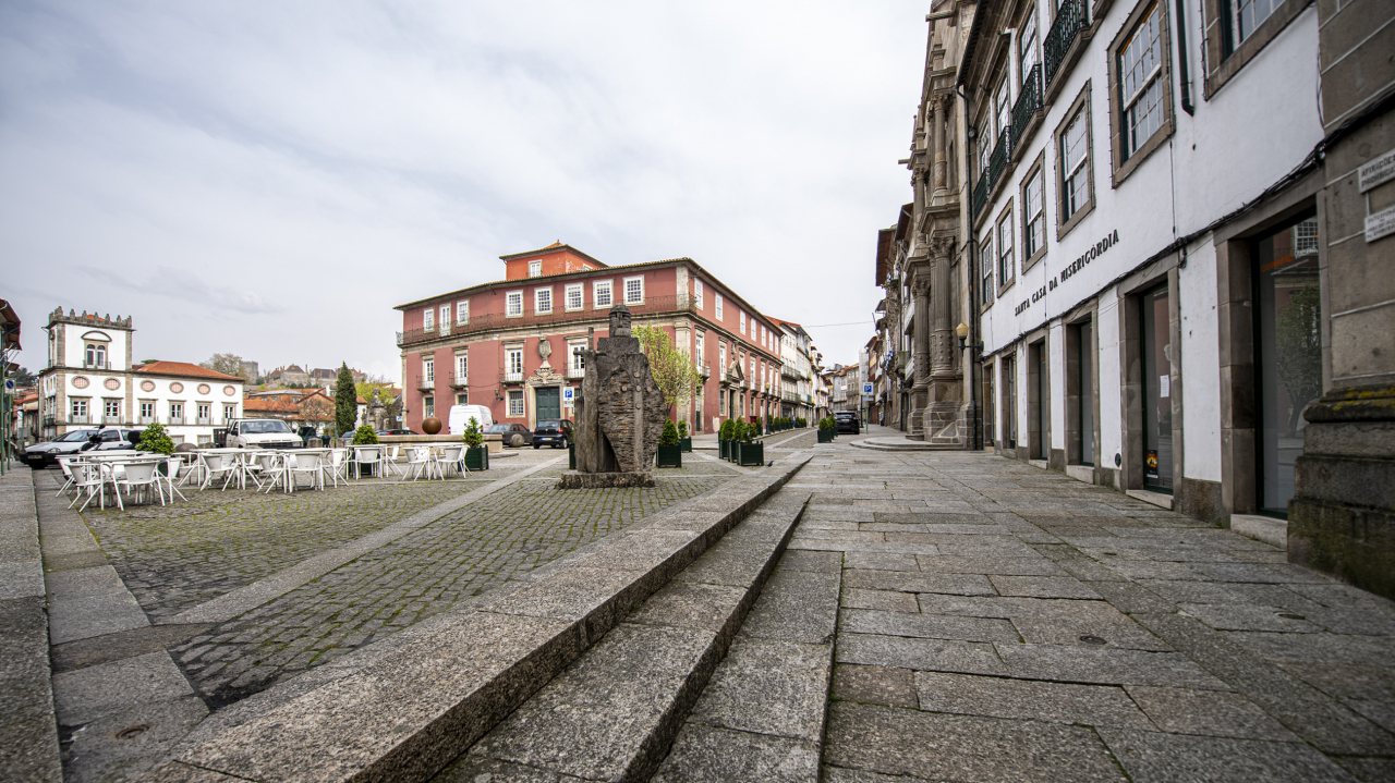 A estrutura nascerá na antiga Quinta do Costeado, na Cruz de Pedra, &quot;um espaço de grande valor patrimonial e histórico para Guimarães&quot;