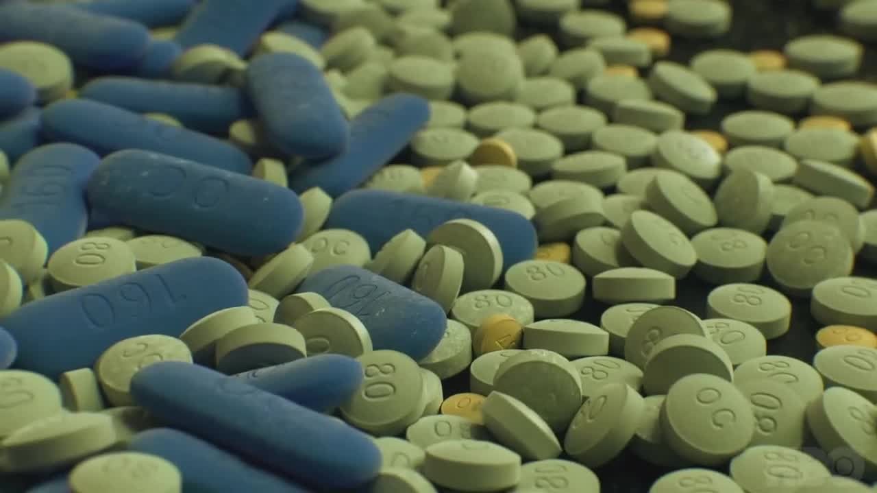 OxyContin é a marca introduzida pela Purdue Pharma no mercado farmacêutico em meados dos anos 90. É também o medicamento no centro do documentário de Alex Gibney