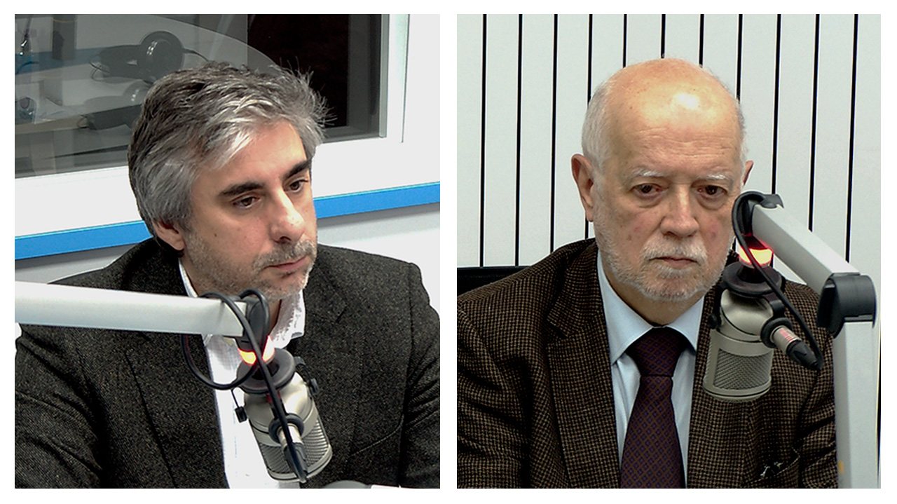 Constitucionalista Pedro Lomba (à esquerda) e advogado José António Barreiros (à direita) participaram no programa &quot;Justiça Cega&quot; da Rádio Observador