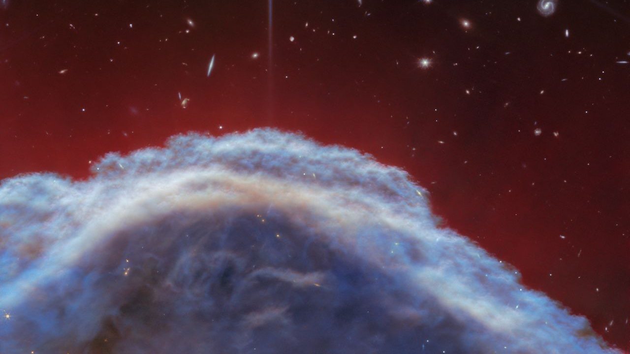 As observações mostraram uma parte dessa nebulosa sob uma luz totalmente nova que nos permitiu captar toda a sua complexidade, divulgaram esta segunda-feira a NASA e a Agência Espacial Europeia (ESA), responsáveis em conjunto com a agência canadiana (CSA) pelo telescópio