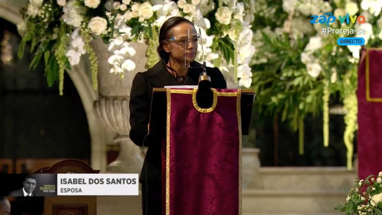 Isabel dos Santos intervém na missa fúnebre de Sindika Dokolo, dirigindo o momento da Oração dos Fiéis, na Catedral de Westminster, em Londres