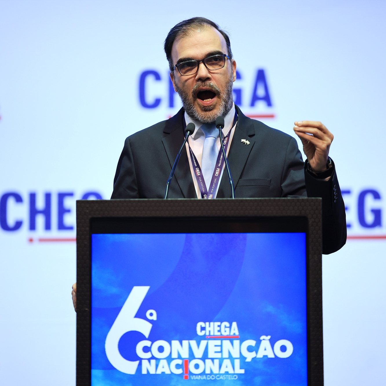 O deputado do Chega, Bruno Nunes, discursa durante a 6.ª Convenção Nacional do partido, em Viana do Castelo, 13 de janeiro 2024. ESTELA SILVA/LUSA