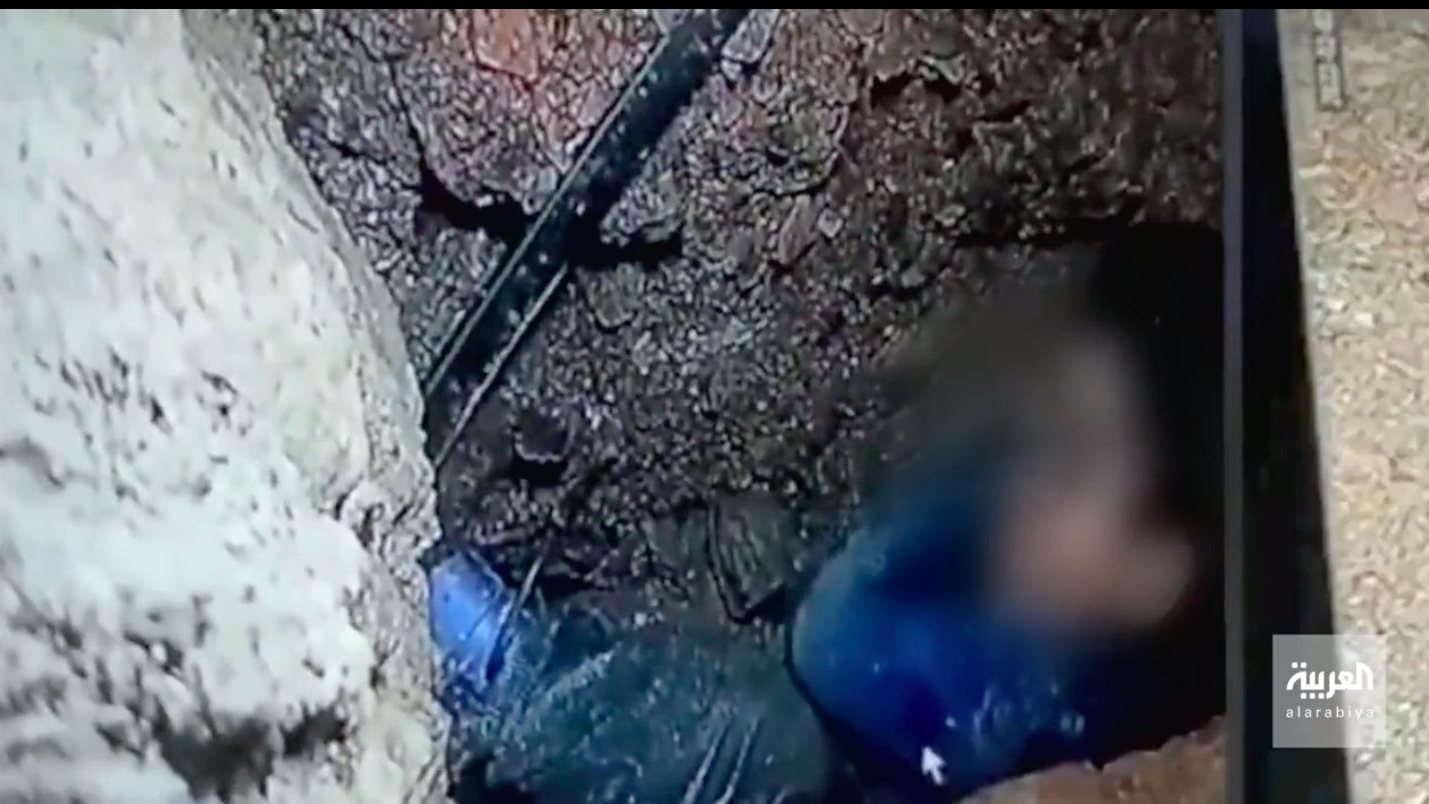 Rayan, de cinco anos, caiu num poço e ficou preso a 30 metros de profundidade