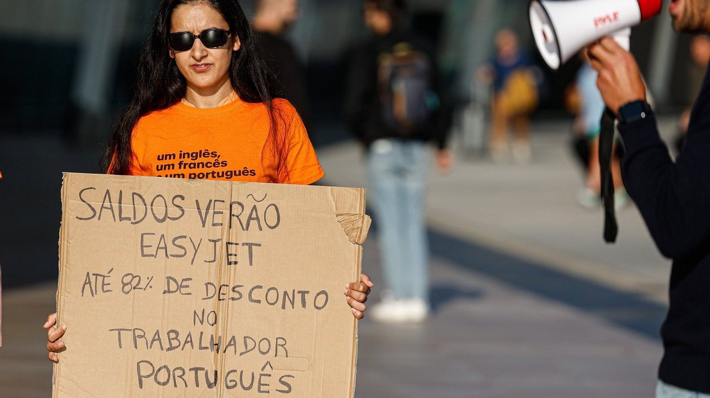 De acordo com o sindicato esta quinta-feira só estão a realizar-se serviços mínimos em Lisboa e no Porto, estando em Faro todos cancelados