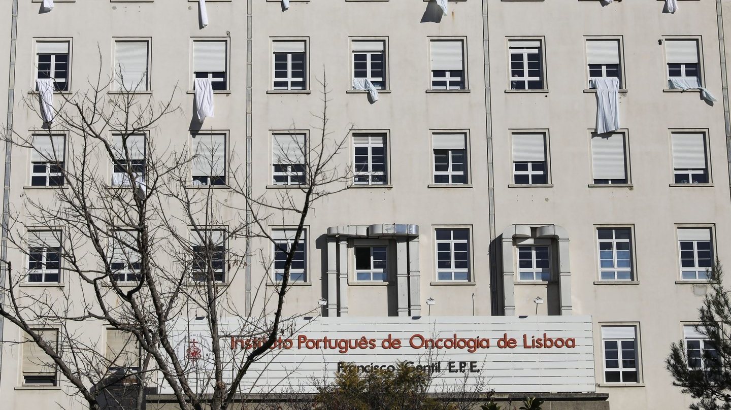AM Lisboa quer que executivo contacte o Ministério da Saúde para solicitar o reforço das medidas de captação de recursos humanos para o tratamento e investigação, da requalificação das instalações existentes e do custo dos medicamentos e da inovação terapêutica do IPO de Lisboa