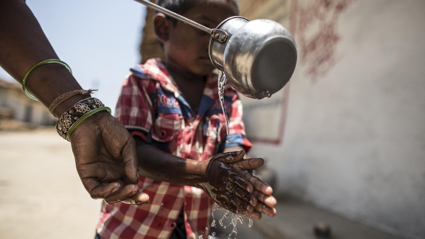 Impacto da disponibilidade de água nas condições de higiene, saúde e bem-estar na Índia