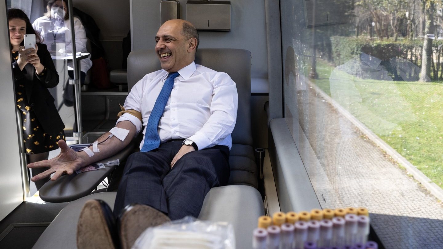&quot;Temos mais de 245.000 dadores regulares de sangue. No ano de 2022, 32.000 portugueses juntaram-se a este grande grupo de gente que dá sangue&quot;