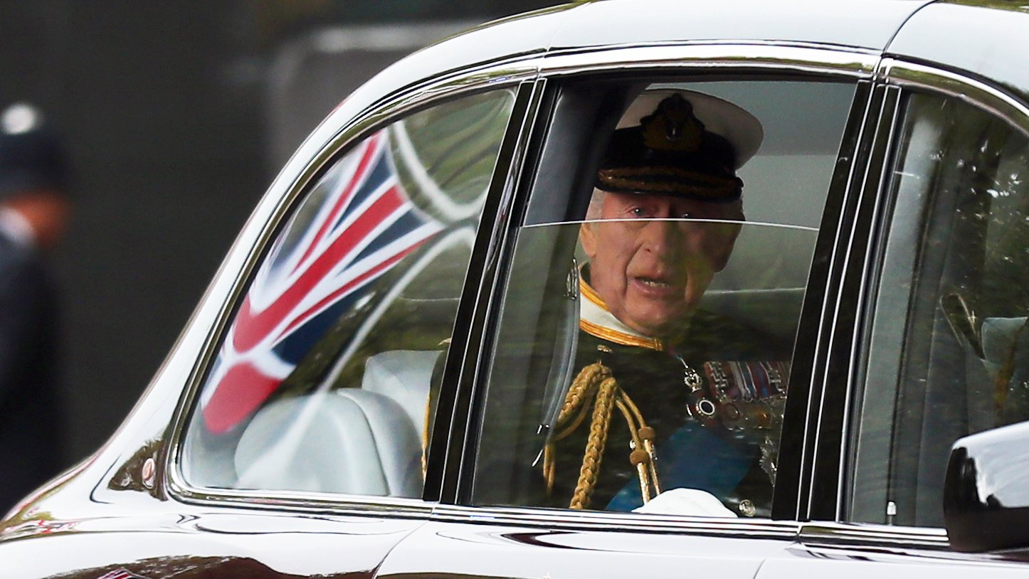 O Rei Carlos III a caminho de Westminster onde decorrerá o funeral da rainha. Londres, Inglaterra, Grã-Bretanha, 19 de setembro de 2022. A Rainha Isabel II morreu a 08 de setembro aos 96 anos no Castelo de Balmoral, na Escócia, após mais de 70 anos do mais longo reinado da história do Reino Unido. NUNO VEIGA/LUSA