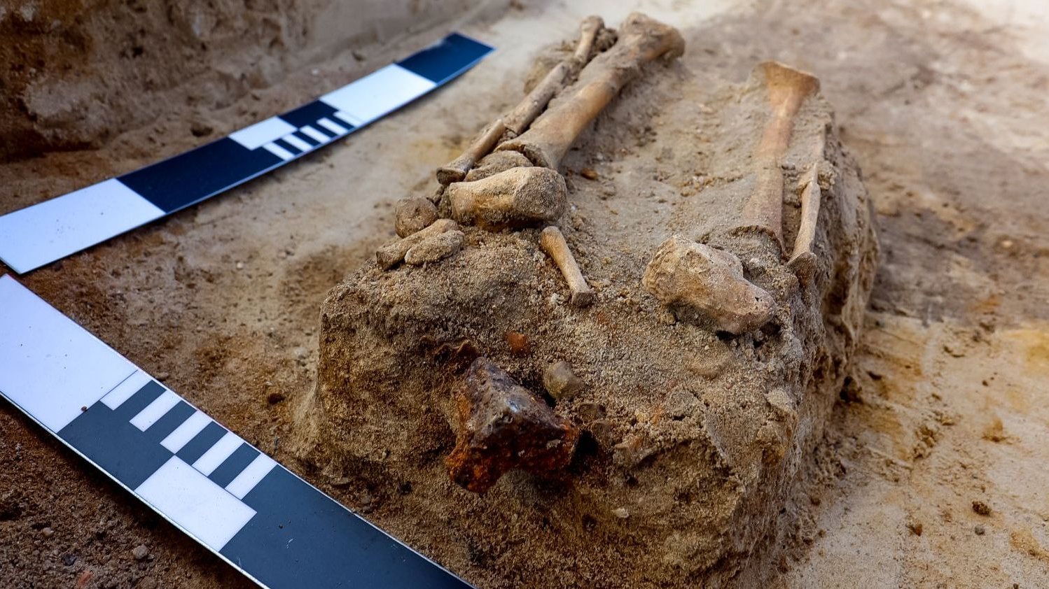 During this year&#039;s research, scientists came across an unusual burial. The remains of the child were placed face down, and the part of the skeleton that survived was accompanied by a triangular padlock, like that of a &quot;vampire&quot;