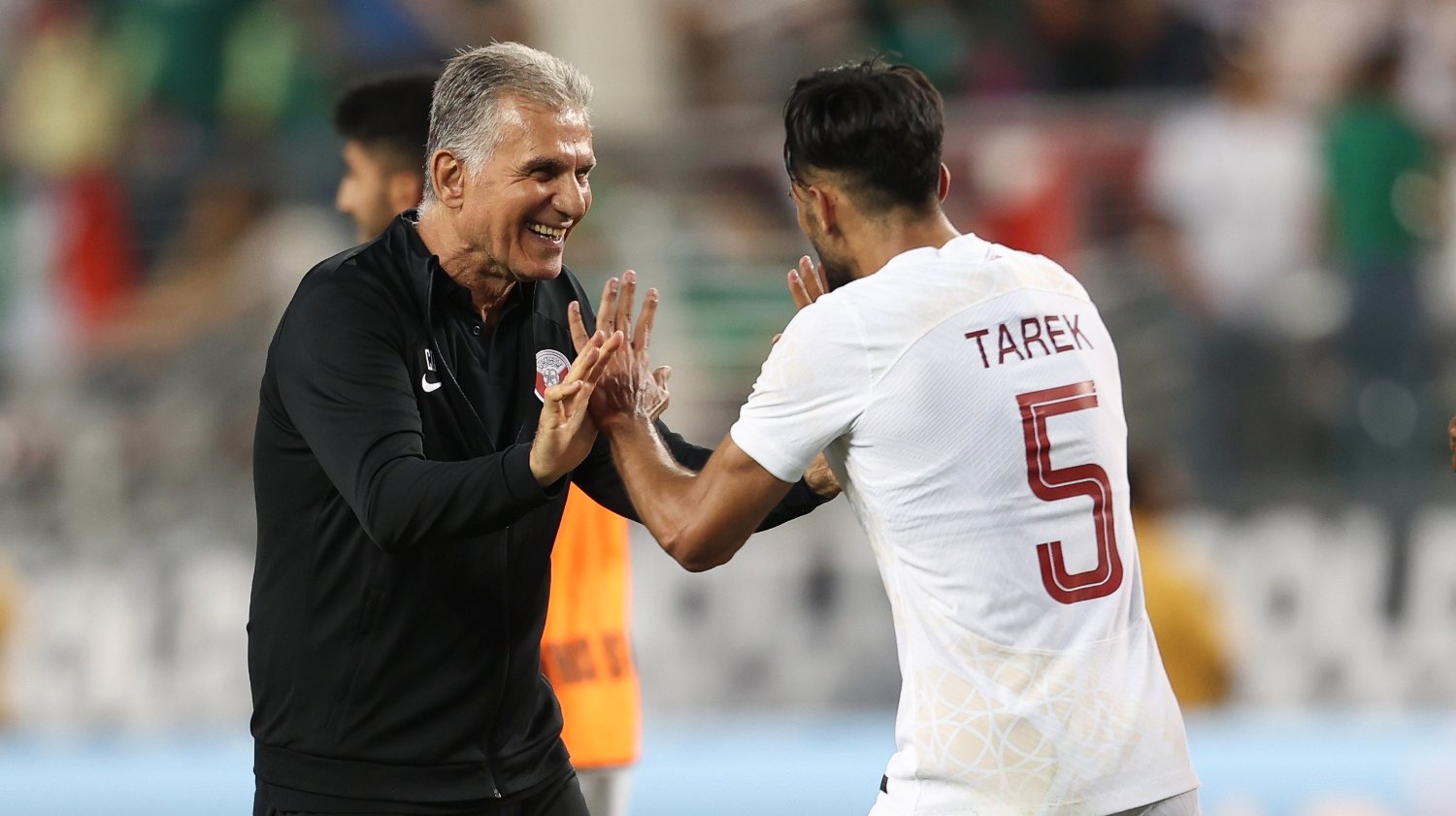 Qatar de Carlos Queiroz venceu o México na fase de grupos da Gold Cup e chegou aos quartos da competição, caindo com o Panamá