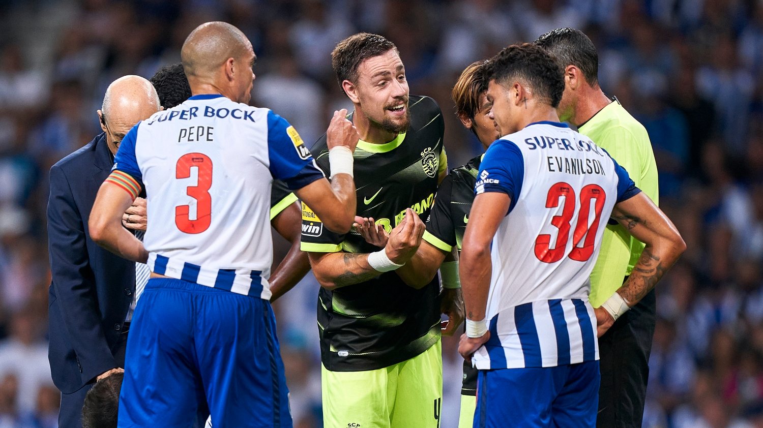 Nuno Almeida teve pela frente um jogo com poucos focos de tensão entre jogadores mas clubes acabaram a queixar-se de lances não sancionados