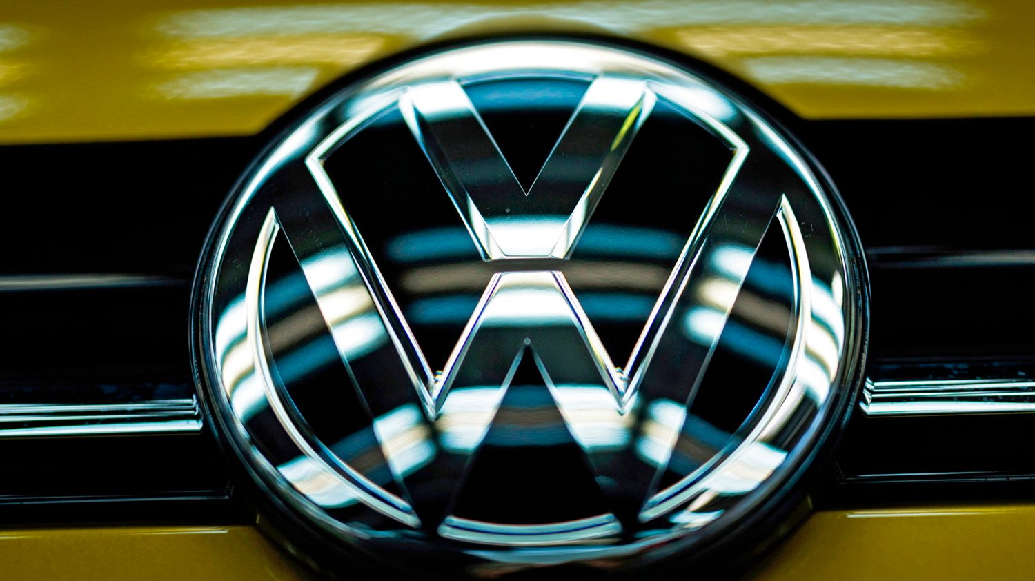 epa07486362 (FILE) - A Volkswagen (VW) logo pictured on the bonnet of a car in the quality check in the production line at the Volkswagen (VW) parent plant in Wolfsburg, Germany, 09 March 2017 (reissued 05 April 2019). Media reports on 05 April 2019 state the EU commission regulators in a statement have charged German carmakers Daimler, Volkswagen and BMW of collusion in the area of emissions cleaning technology by &#039;participating in a collusive scheme, in breach of EU competition rules, to limit the development and roll-out of emission-cleaning technology for new diesel and petrol passenger cars sold in the European Economic Area&#039;.  EPA/CARSTEN KOALL *** Local Caption *** 53667552