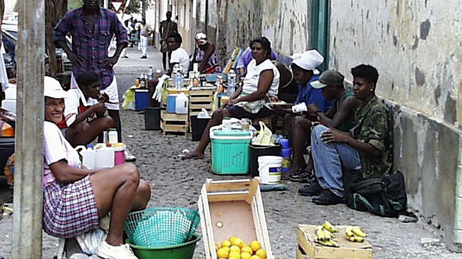 O Governo de Cabo Verde em parceria com a Igreja Católica e outras entidades vão definir passos para minimizar a pobreza