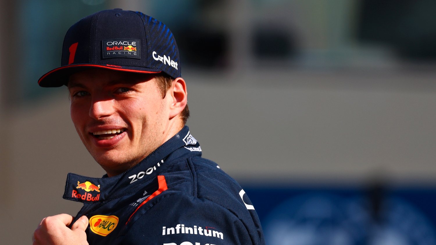 Max Verstappen fechou uma temporada de sonho com chave de ouro, ganhando em Abu Dhabi a 19.ª corrida em 22 feitas em 2023