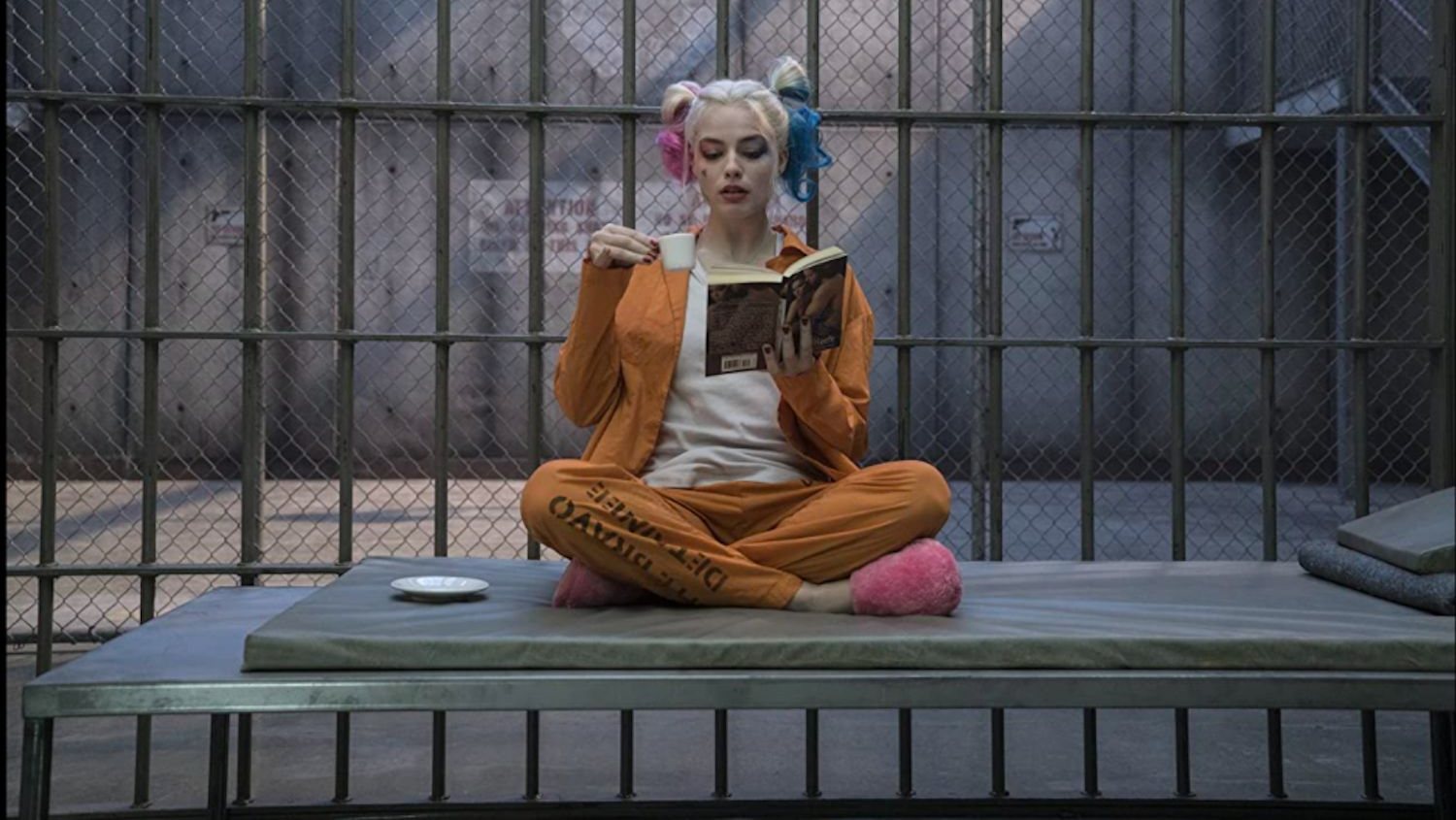 Um dos filmes que a Warner Bros. estreará em 2021 simultaneamente nas salas de cinema e em streaming é o próximo &quot;Esquadrão Suicida&quot;, com Margot Robbie no elenco