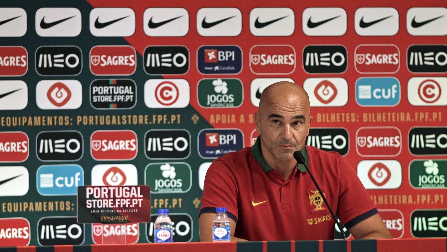 epa10853016 Portugal&#039;s head coach Roberto Martinez speajks during a press conference, in Faro, Portugal, 10 September 2023.  Portugal will face Luxembourg on 11 September in their UEFA Euro 2024 qualifying soccer match.  EPA/RICARDO NASCIMENTO
