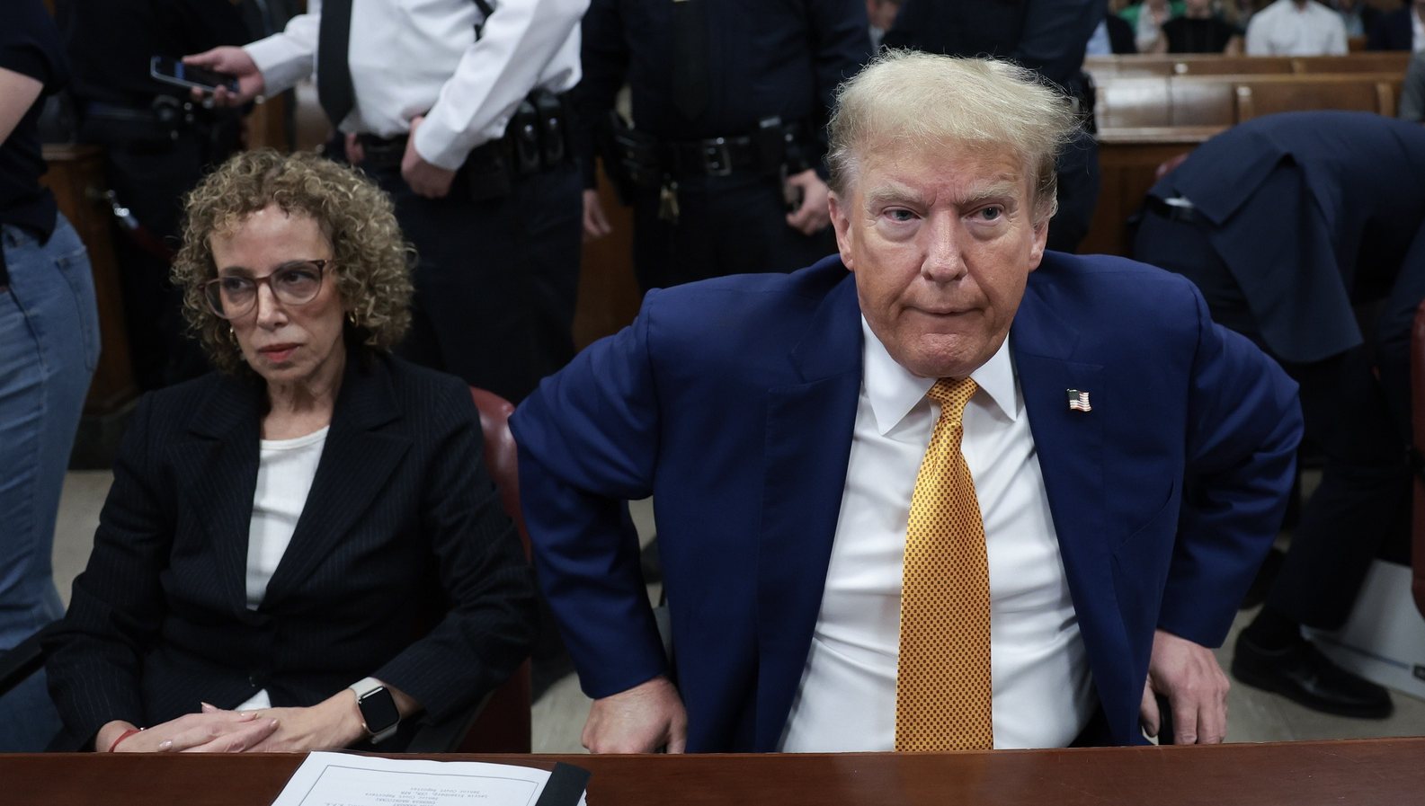 epa11324804 Republican presidential candidate and former US President Donald Trump alongside attorney Susan Necheles (L) awaits the start of the day&#039;s proceedings in his hush money trial at the Supreme Court of the State of New York, in New York City, USA, 07 May 2024. Trump faces 34 felony counts of falsifying business records as part of an alleged scheme to silence claims of extramarital sexual encounters during his 2016 presidential campaign. He is the first former US president to face trial on criminal charges.  EPA/Win McNamee / POOL