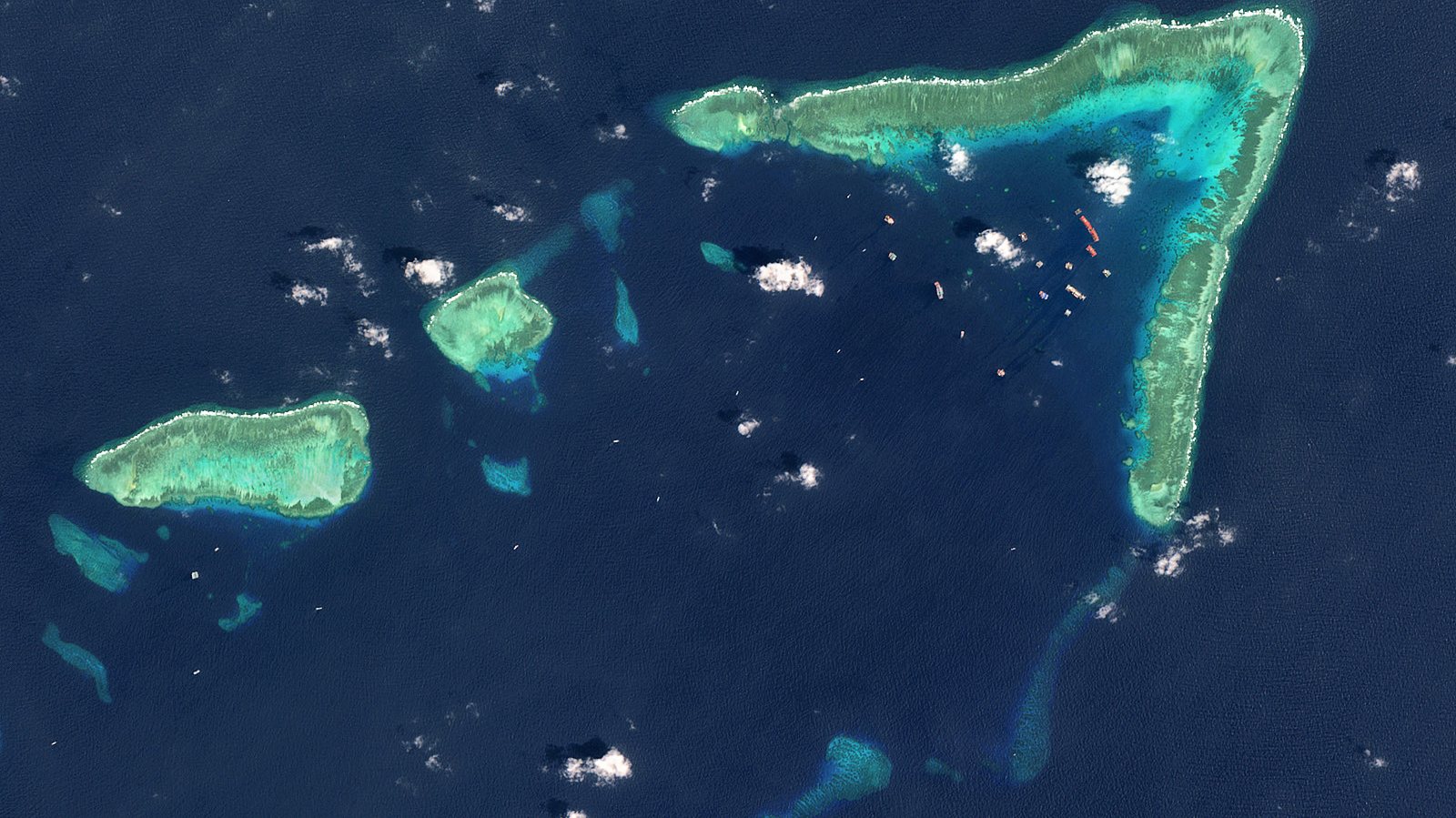 Satellite Imagery of Whitsun Reef