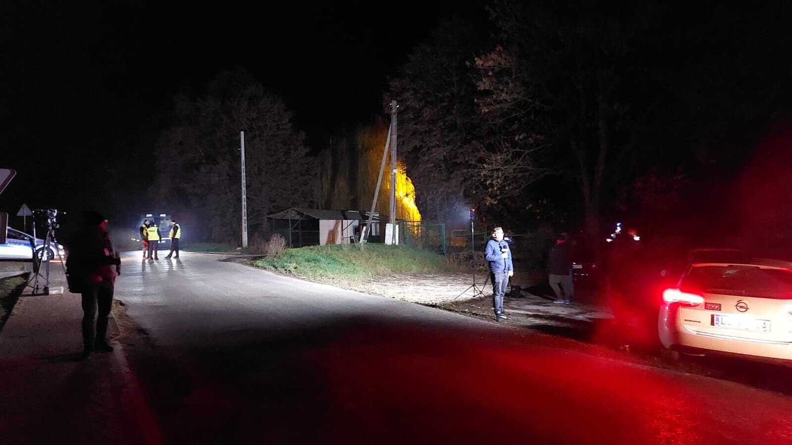 Os destroços de um míssil aterraram numa quinta de armazenamento de milho a poucos quilómetros da fronteira entre a Polónia e a Ucrânia