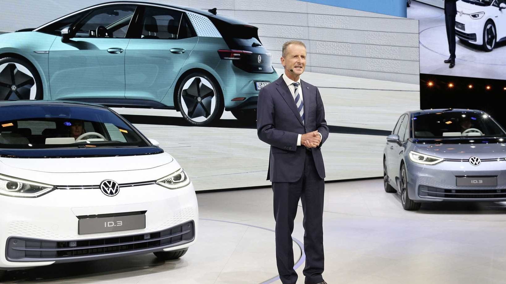 Herbert Diess, CEO da Volkswagen AG, manteve por pouco a liderança nas vendas no mercado europeu