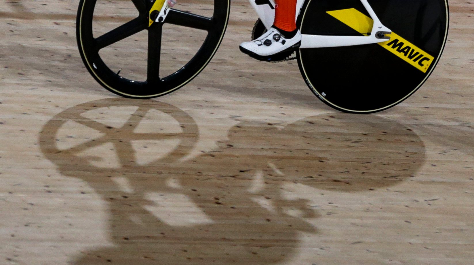 A ciclista portuguesa Maria Martins em ação durante uma das provas de Omnium do Ciclismo de Pista dos Jogos Olimpicos de Tóquio2020, no velodromo de Izu, 08 de agosto de 2021. TIAGO PETINGA/LUSA