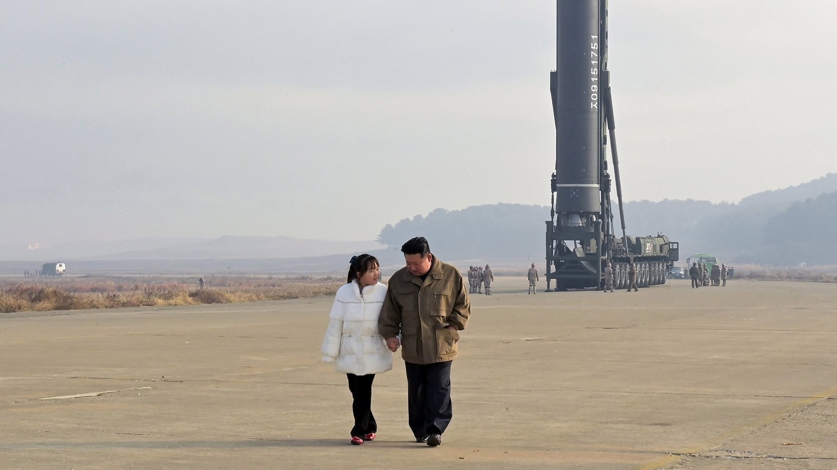 epa10313519 A photo released by the official North Korean Central News Agency (KCNA) shows North Korean leader Kim Jong-Un, accompanied by his daughter during the test firing of a new type of intercontinental ballistic missile (ICBM) Hwasongpho-17 at Pyongyang International airport in Pyongyang, North Korea, 18 November 2022 (Issued on 19 November 2022). According to KCNA, the missile traveled up to a maximum altitude of 6,040.9 kilometres and flew a distance of 999.2 kilometres for 4,135s before landing in open waters of the East Sea.

Thank you  EPA/KCNA   EDITORIAL USE ONLY