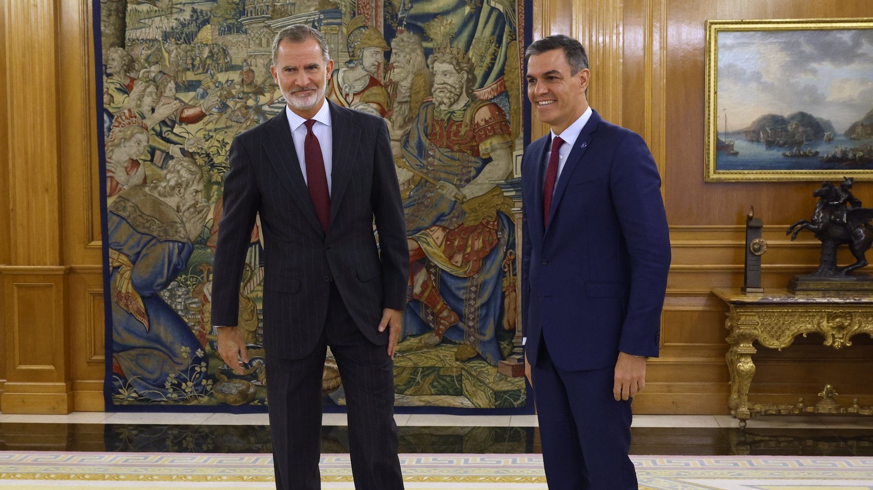 epa10896733 Spain&#039;s King Felipe VI (L) meets acting Spanish Prime Minister and General Secretary of Spanish socialist party PSOE Pedro Sanchez (R) at Zarzuela Palace in Madrid, Spain, 03 October 2023. Spain&#039;s King Felipe VI began a new round of meetings with leaders of political parties to designate a new candidate for prime minister&#039;s post after the failed investiture of the leader of the People&#039;s Party (PP) Alberto Nunez Feijoo.  EPA/FERNANDO ALVARADO / POOL POOL