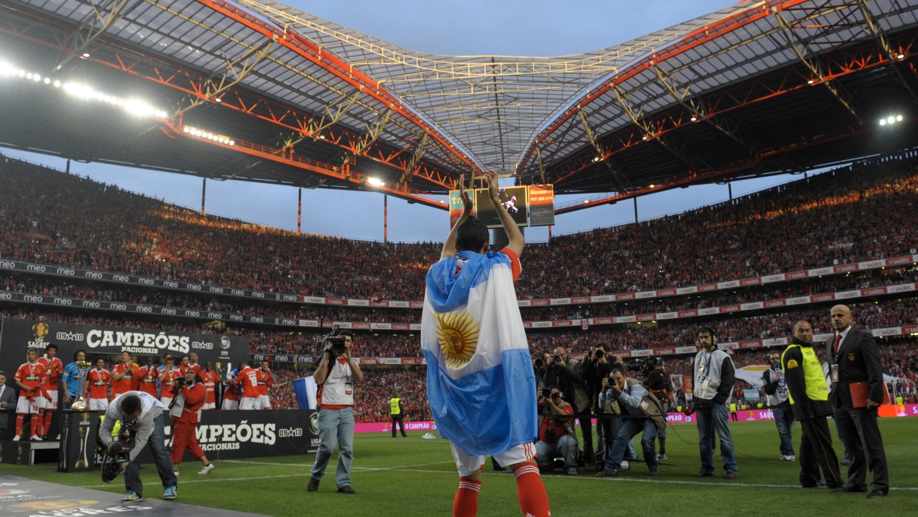 Ángel Di María saiu do Benfica após três temporadas no clube em 2010, quando foi campeão ao lado de Aimar, Saviola, Cardozo, Ramires, Luisão, David Luiz, Coentrão ou Javi García, entre outros