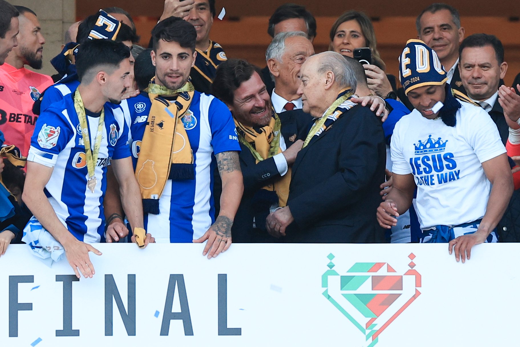 FC Porto President Andre Villas-Boas (C-L) and former President Jorge Nuno Pinto da Costa (C-R) hold the trophy after their team wins the Portuguese Soccer Cup final match between FC Porto and Sporting CP at Jamor Nacional stadium in Oeiras, outskirts Lisbon, Portugal, 26 May 2024. ANTONIO COTRIM/LUSA