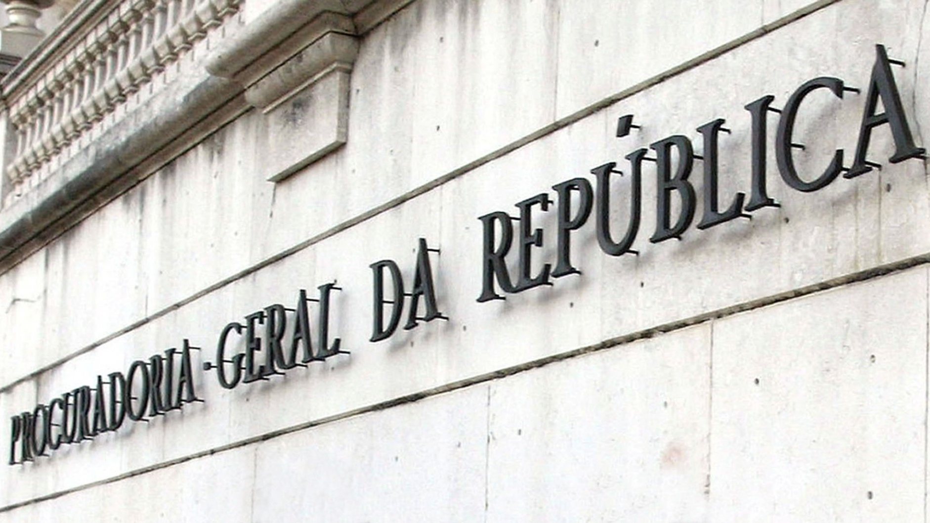 O processo por corrupção que levou à detenção da presidente da Câmara de Vila Real de Santo António tem um total de oito arguidos, quantificou a Procuradoria-Geral da República