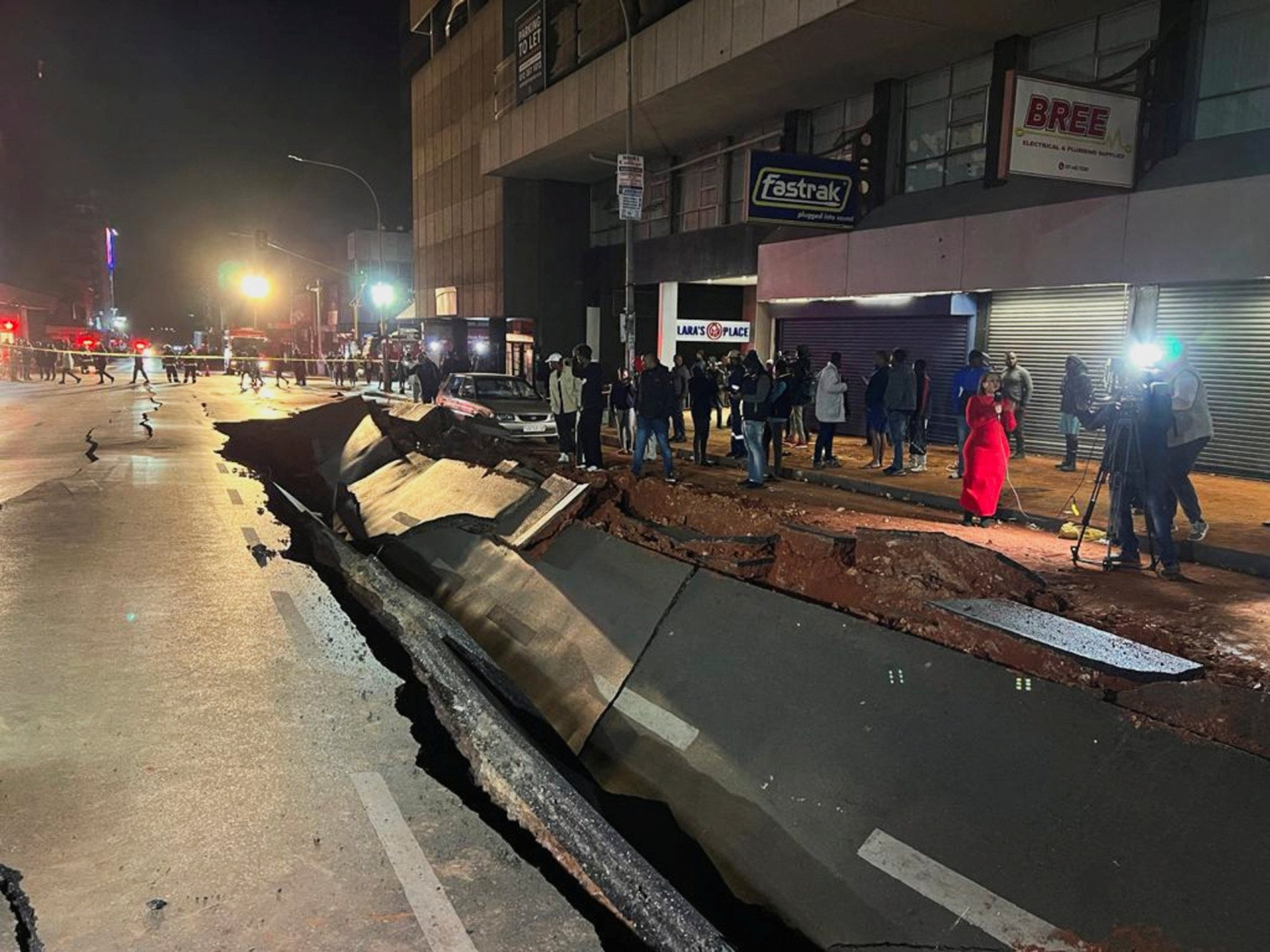 explosão em joanesburgo - Siphiwe Sibeko - Reuters
