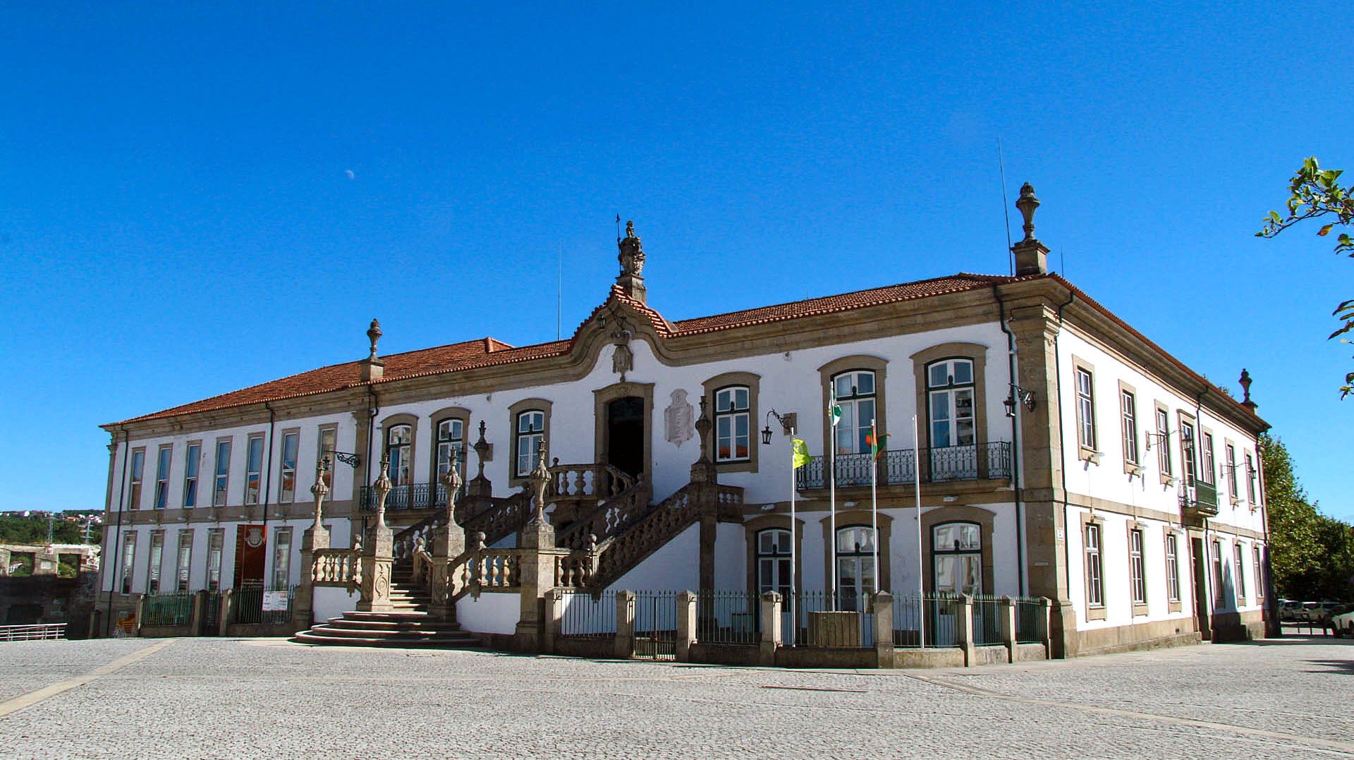 O presidente da Câmara de Vila Real denuncia estar a ser vítima de uma campanha anónima de difamação