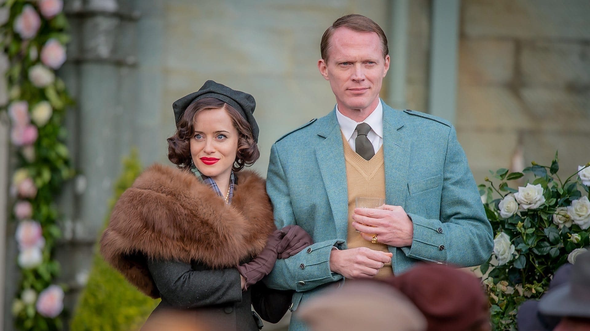 Claire Foy e Paul Bettany são Margaret e Ian Campbell, os duques de Argyll, na minissérie da HBO