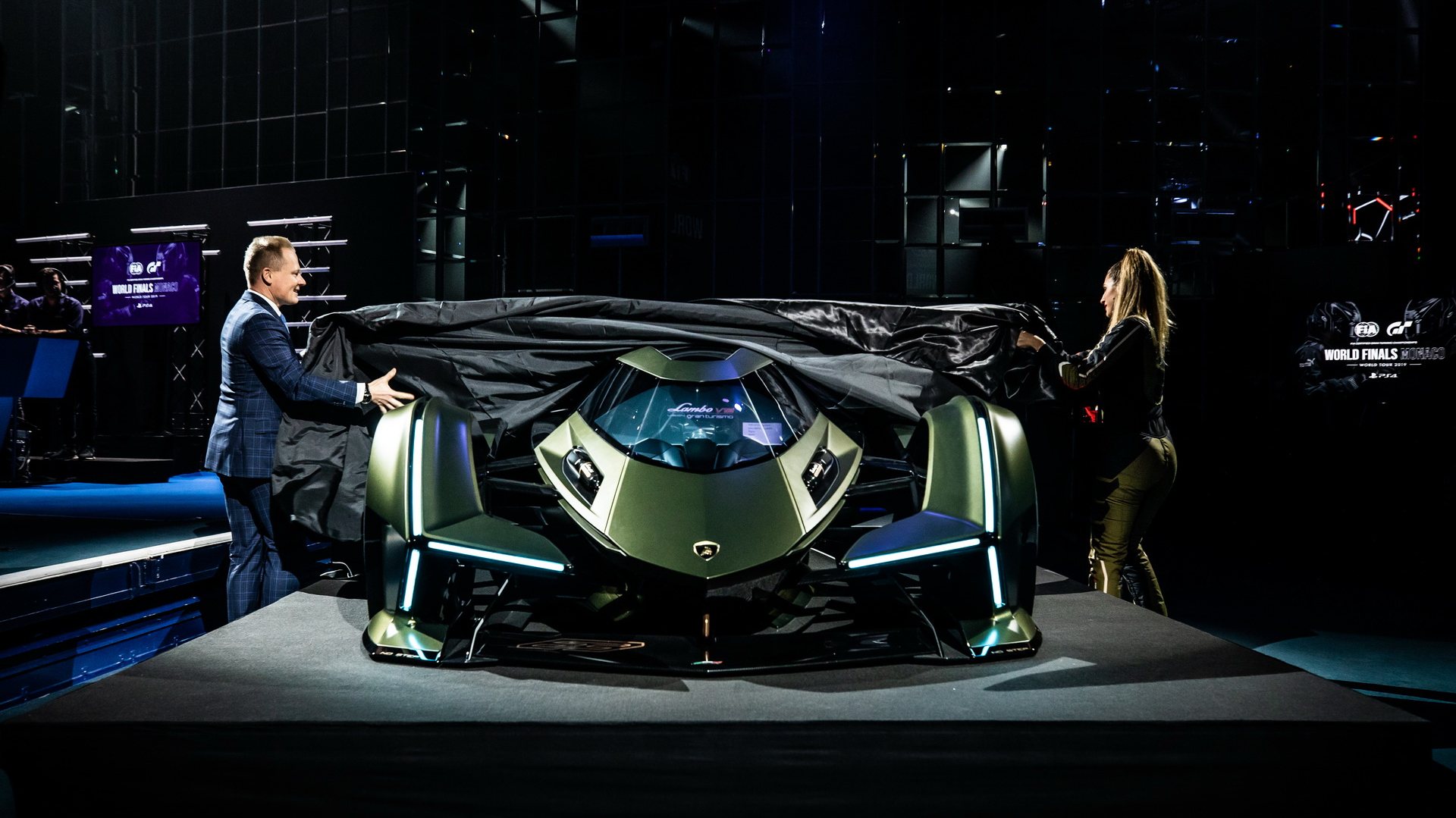 A Lamborghini possui hoje uma gama com três veículos, o Huracán, o Aventador e o Urus. O próximo a surgir, em 2025, será um GT 2+2 eléctrico e a marca acabou de registar o nome Revuelto