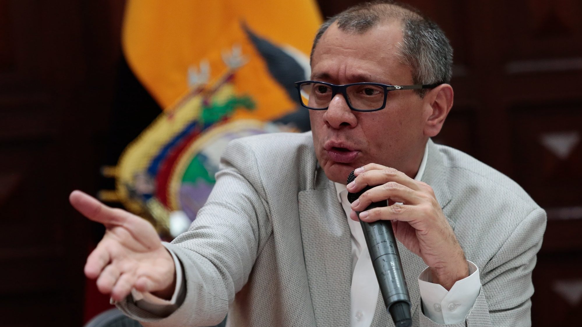 O ex-vice-Presidente equatoriano estará &quot;estável&quot;, indicaram fontes próximas ao jornal equatoriano El Universo