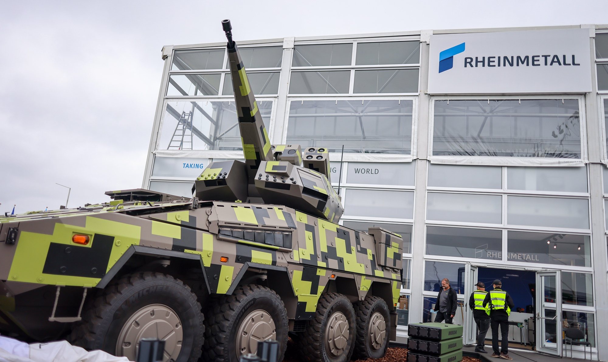 epa11387657 A tank is on display at the area of German weapons maker Rheinmetall at the ILA Berlin Air Show 2024 in Schoenefeld near Berlin, Germany, 03 June 2024. The aerospace and defense industry exhibition takes place at the Berlin-Brandenburg airport from 05 to 09 June 2024. The ILA 2024 is expecting around 600 exhibitors from 30 countries in the aviation, aerospace, defence and support, supplier and advanced air mobility segments.  EPA/HANNIBAL HANSCHKE