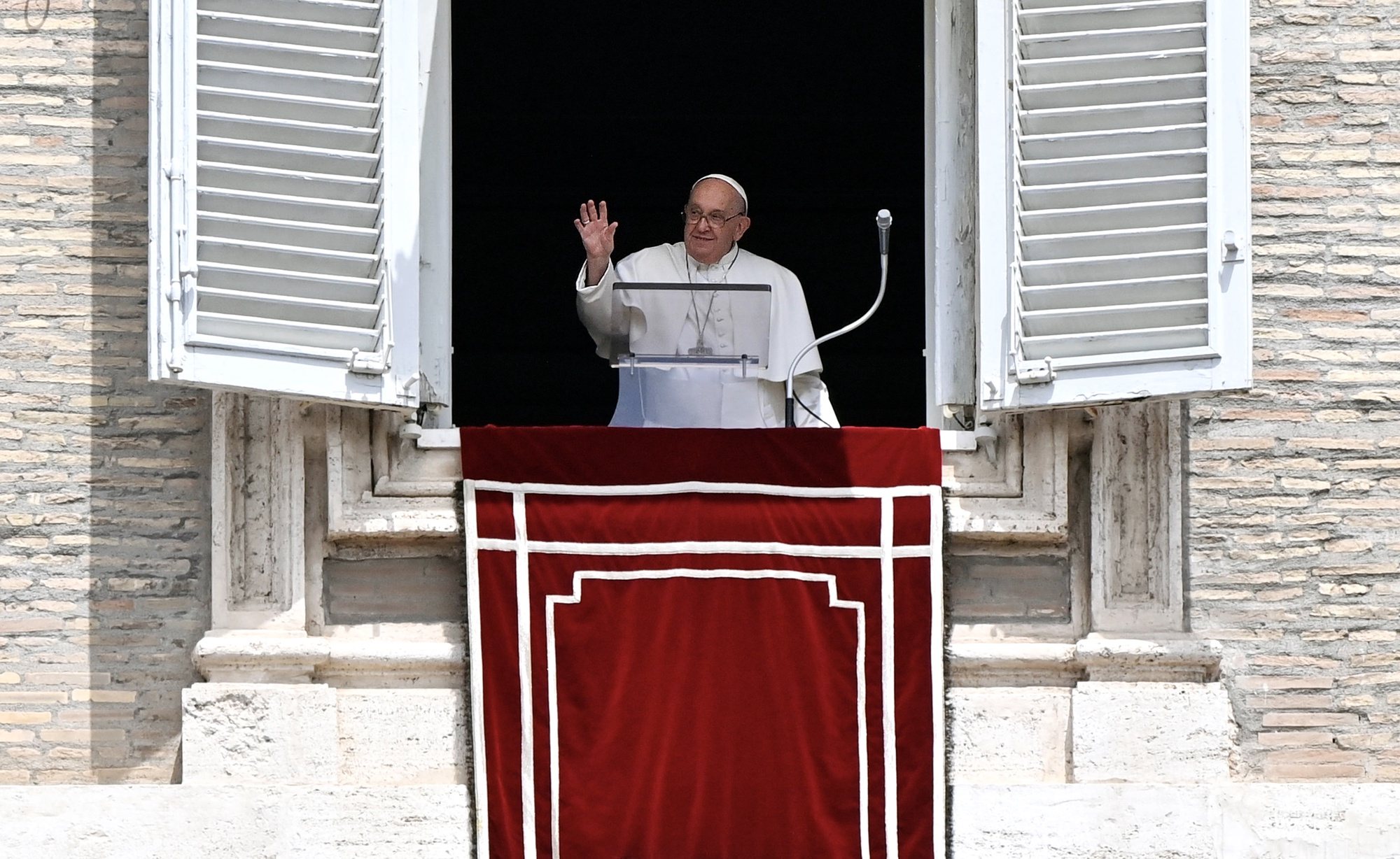 epa11444524 Pope Francis leads the Angelus prayer during the Solemnity of Saints Peter and Paul from the window of his office overlooking Saint Peter&#039;s Square, in Vatican City, 29 June 2024.  EPA/RICCARDO ANTIMIANI