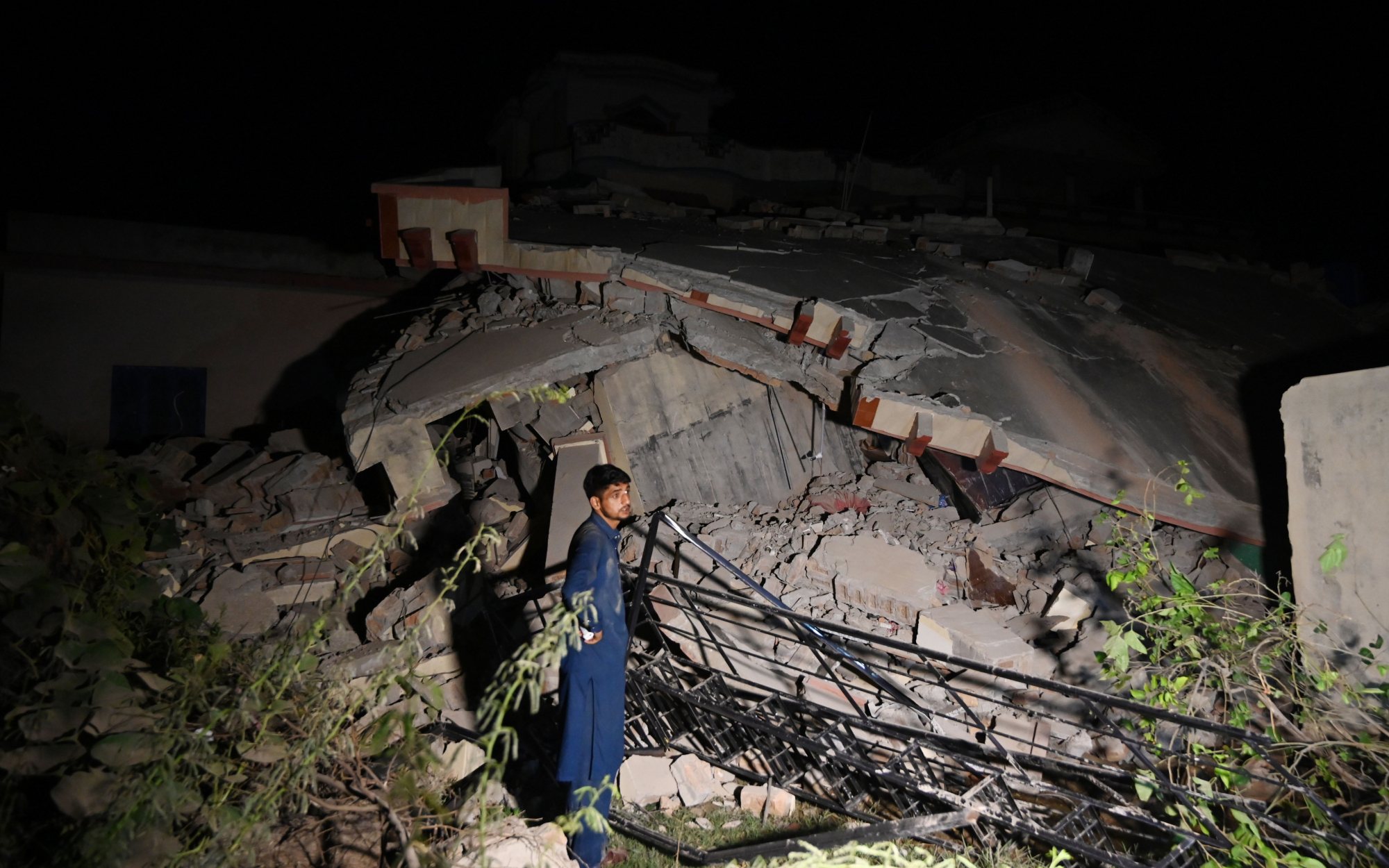 Sismo De 58 Graus No Paquistão Provoca 22 Mortos E Pelo Menos 200 Feridos Observador 