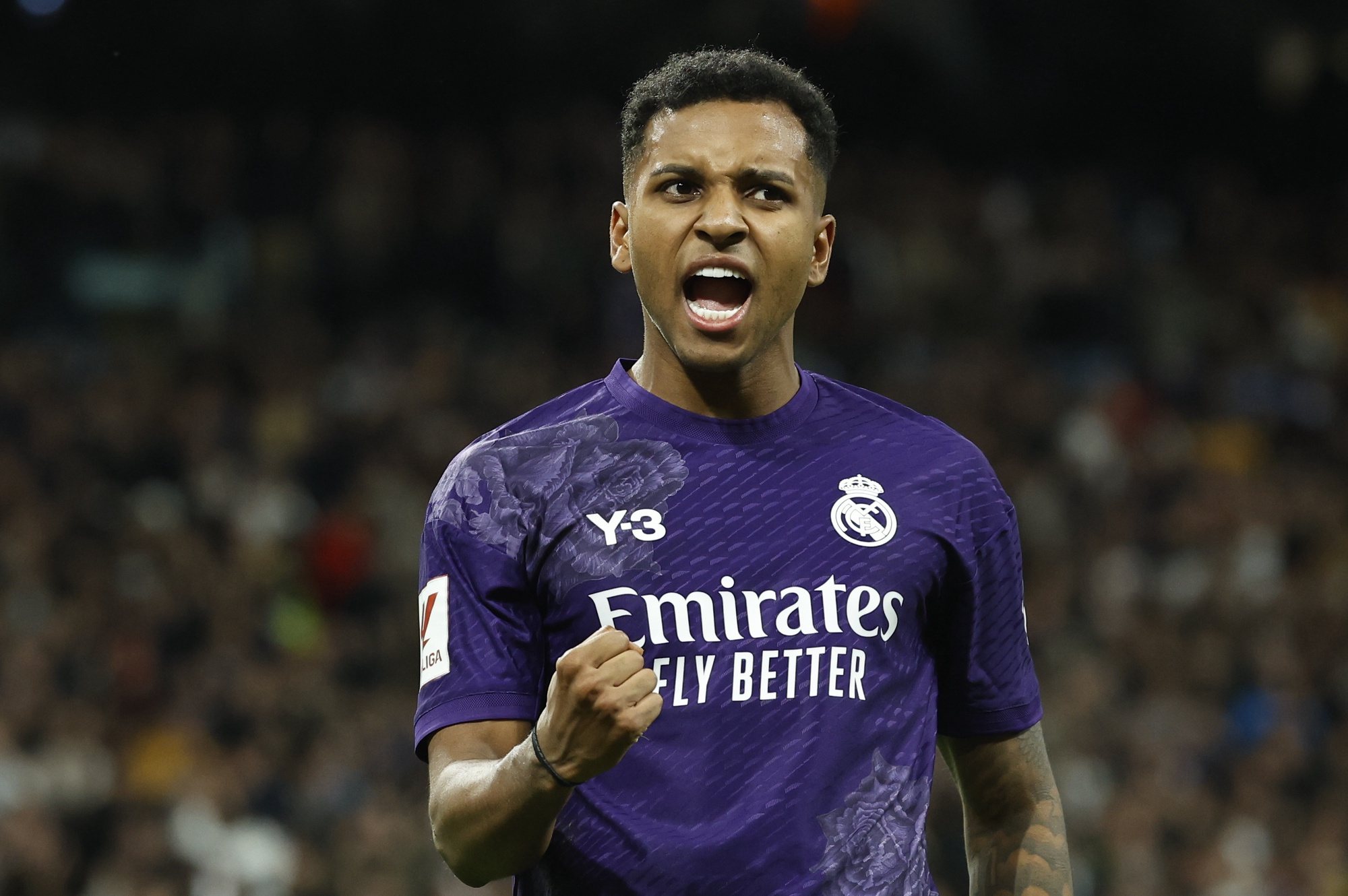 epa11253904 Real Madrid&#039;s striker Rodrygo celebrates after scoring the 2-0 goal during the Spanish LaLiga soccer match between Real Madrid and Athletic Club Bilbao, in Madrid, Spain, 31 March 2024.  EPA/Chema Moya