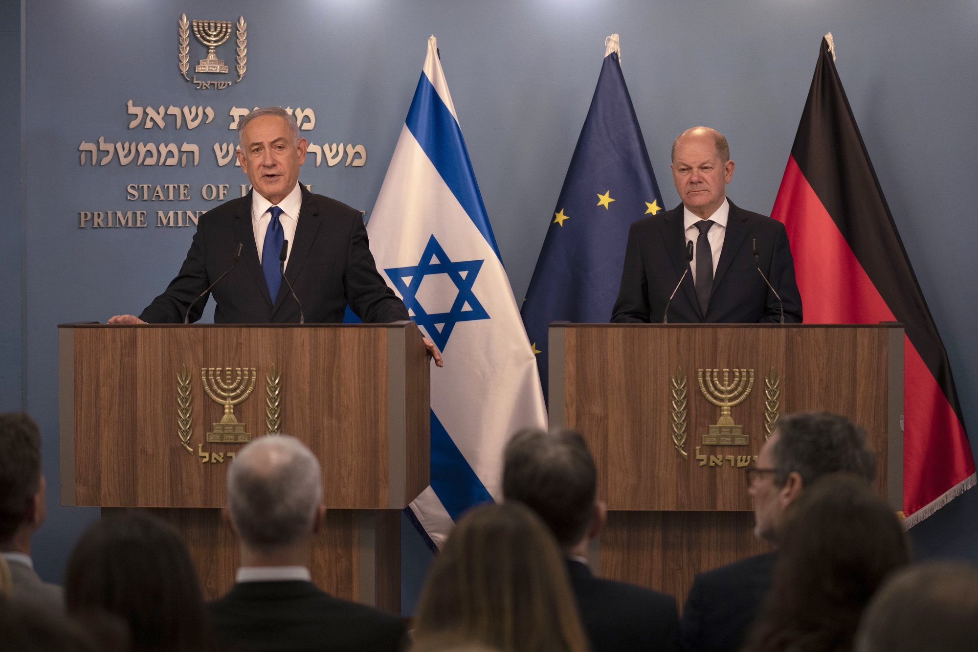 epa11226388 Israeli Prime Minister Benjamin Netanyahu (L) with German Chancellor Olaf Scholz (R) attend a press conference following their meeting in Jerusalem, 17 March 2024. During a joint press statement with the Israeli Prime Minister, Chancellor Scholz called for increased humanitarian aid for Palestinians in the Gaza Strip.  EPA/LEO CORREA / POOL