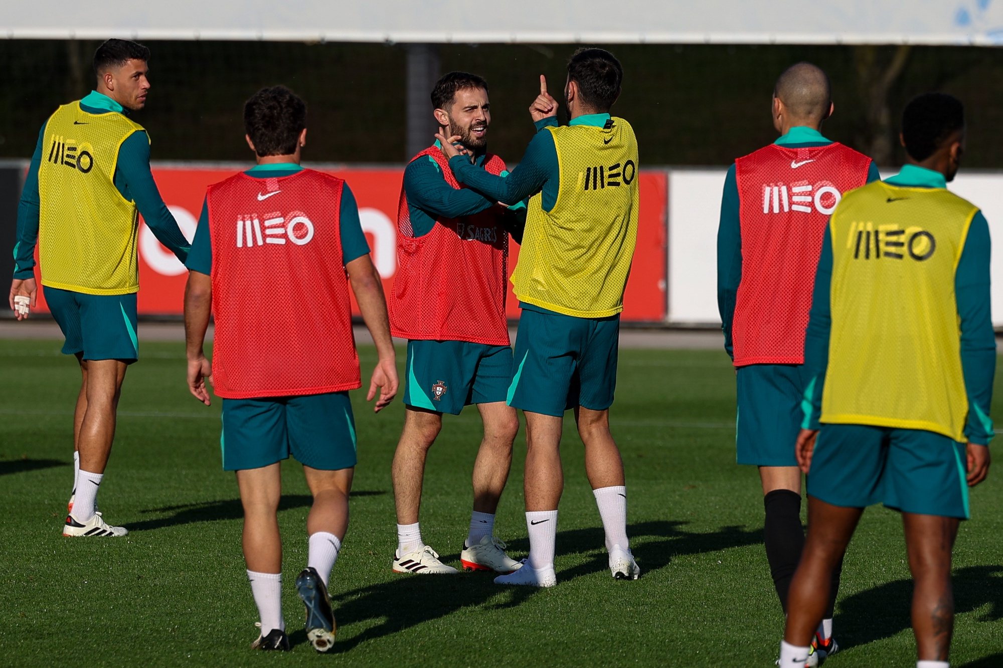 Portugal national player Bernardo Silva (3-L) and Bruno Fernandes (3-R) attend training session at Cidade do Futebol in Oeiras, Portugal, 19 March 2024. Portugal will play friendly matches against Sweden and Slovenia in preparation for the upcoming Euro 2024.  JOSÉ SENA GOULÃO/LUSA