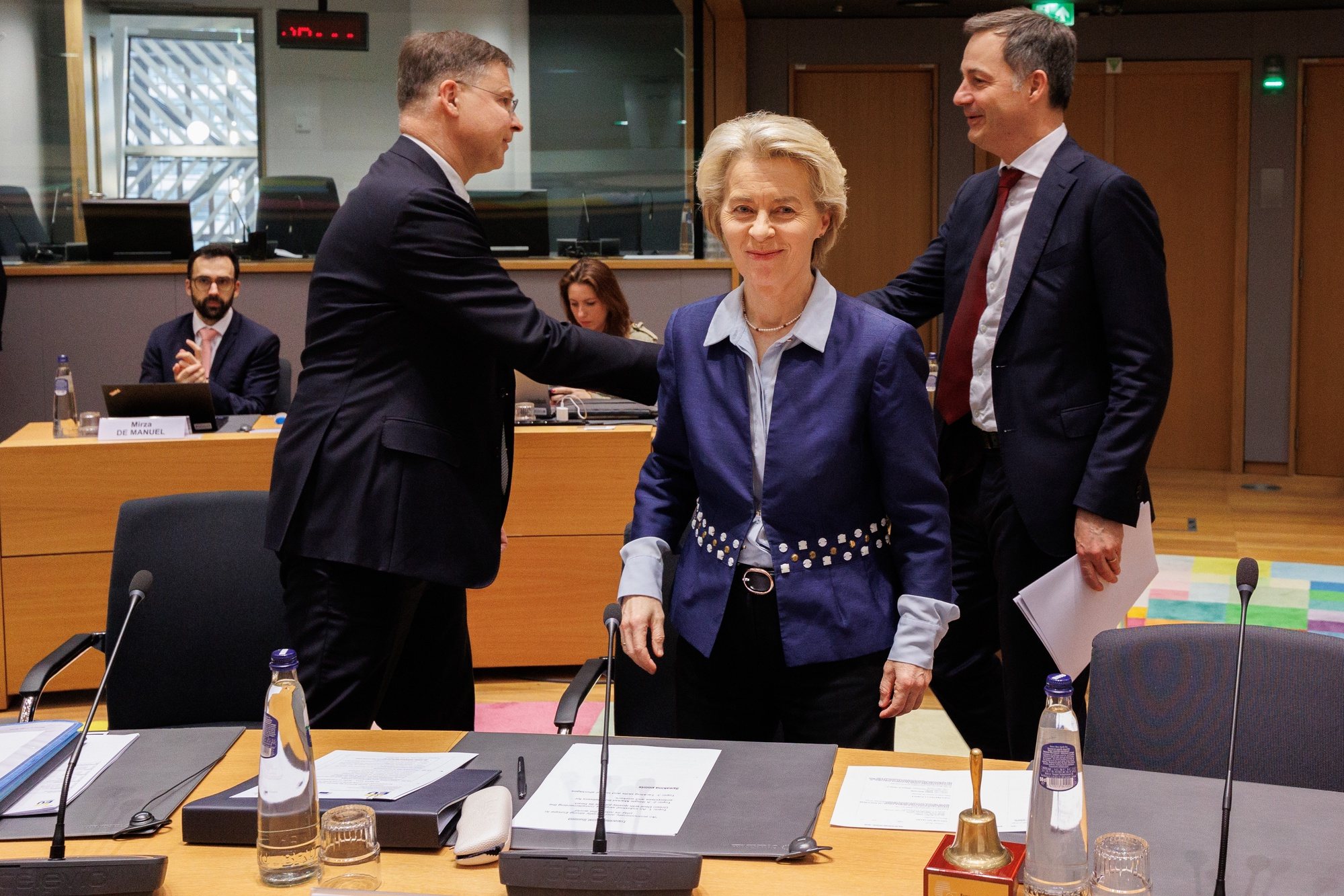 epa11231666 EU Commission Executive Vice-President and Commissioner for An Economy that Works for People, Valdis Dombrovskis (L) shakes hands with Belgian Prime Minister Alexander de Croo as European Commission President Ursula von der Leyen looks on during the Tripartite Social Summit in the European Council in Brussels, Belgium, 20 March 2024. The summit between the EU institutions at presidential level and the European social partners at top management level will focus on &quot;An economically and socially strong Europe to play its role in the world&quot;. Participants will discuss an industrial strategy to complement the Green Deal, with quality jobs at its core, a single market that works for businesses and workers, and tackling skills and labor shortages.  EPA/OLIVIER MATTHYS