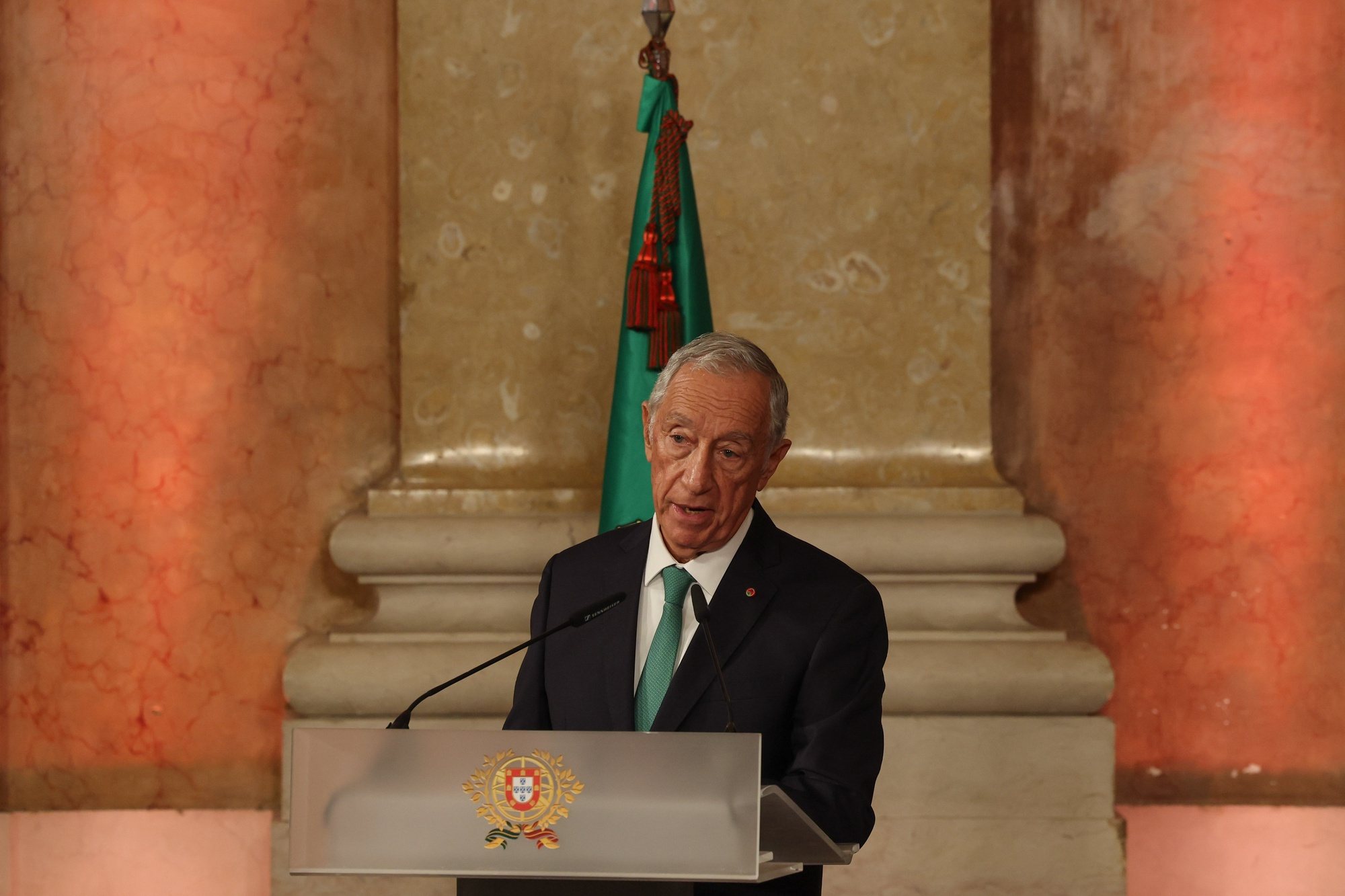 Portuguese President Marcelo Rebelo de Sousa, speaks during the swearing in cerimony of the XXIV Constitutional Government held at Ajuda Palace, in Lisbon, Portugal, 02 April March 2024. These legislative elections resulted in the victory of AD - a pre-election coalition formed by PSD, CDS-PP and People&#039;s Monarchist Party (PPM) - by around 54,000 votes (0.85%) more than the PS, the narrowest margin in the history of Portuguese democracy. The two coalitions led by the PSD (the AD on the mainland and in the Azores, and Madeira Primeiro with the PSD and CDS-PP in Madeira) - won 28.83% of the votes and 80 members of parliament (78 for the PSD and two from the CDS-PP), according to the official results. The PS was the second-most-voted party with 27.98% and 78 MPs. JOAO RELVAS/LUSA
