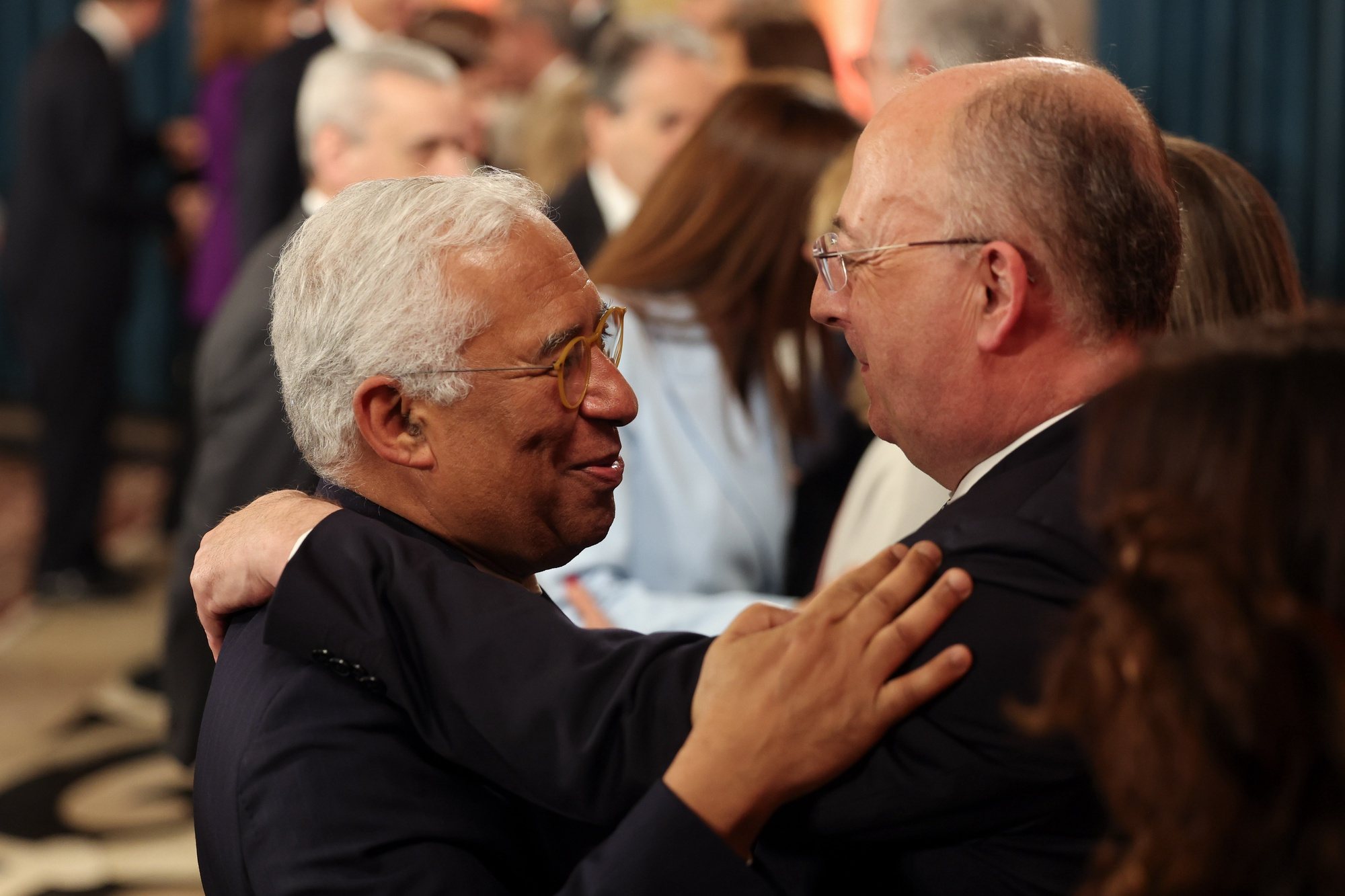 The former Portuguese Prime Minister Antonio Costa (L) and the new Minister for Agriculture and Fisheries, Jose Manuel Fernandes (R) greet each other during the swearing in cerimony of the XXIV Constitutional Government held at Ajuda Palace, in Lisbon, Portugal, 02 April March 2024. These legislative elections resulted in the victory of AD - a pre-election coalition formed by PSD, CDS-PP and People&#039;s Monarchist Party (PPM) - by around 54,000 votes (0.85%) more than the PS, the narrowest margin in the history of Portuguese democracy. The two coalitions led by the PSD (the AD on the mainland and in the Azores, and Madeira Primeiro with the PSD and CDS-PP in Madeira) - won 28.83% of the votes and 80 members of parliament (78 for the PSD and two from the CDS-PP), according to the official results. The PS was the second-most-voted party with 27.98% and 78 MPs. JOAO RELVAS/LUSA
